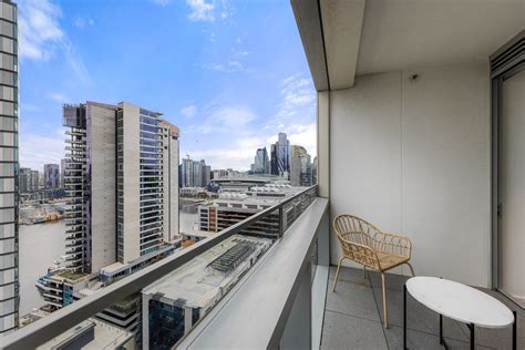 2011E/888 Collins Street, Docklands, VIC 3008 .